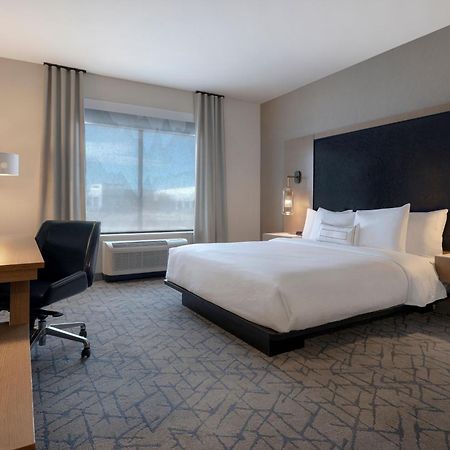 Fairfield By Marriott Inn & Suites Denver Airport At Gateway Park מראה חיצוני תמונה