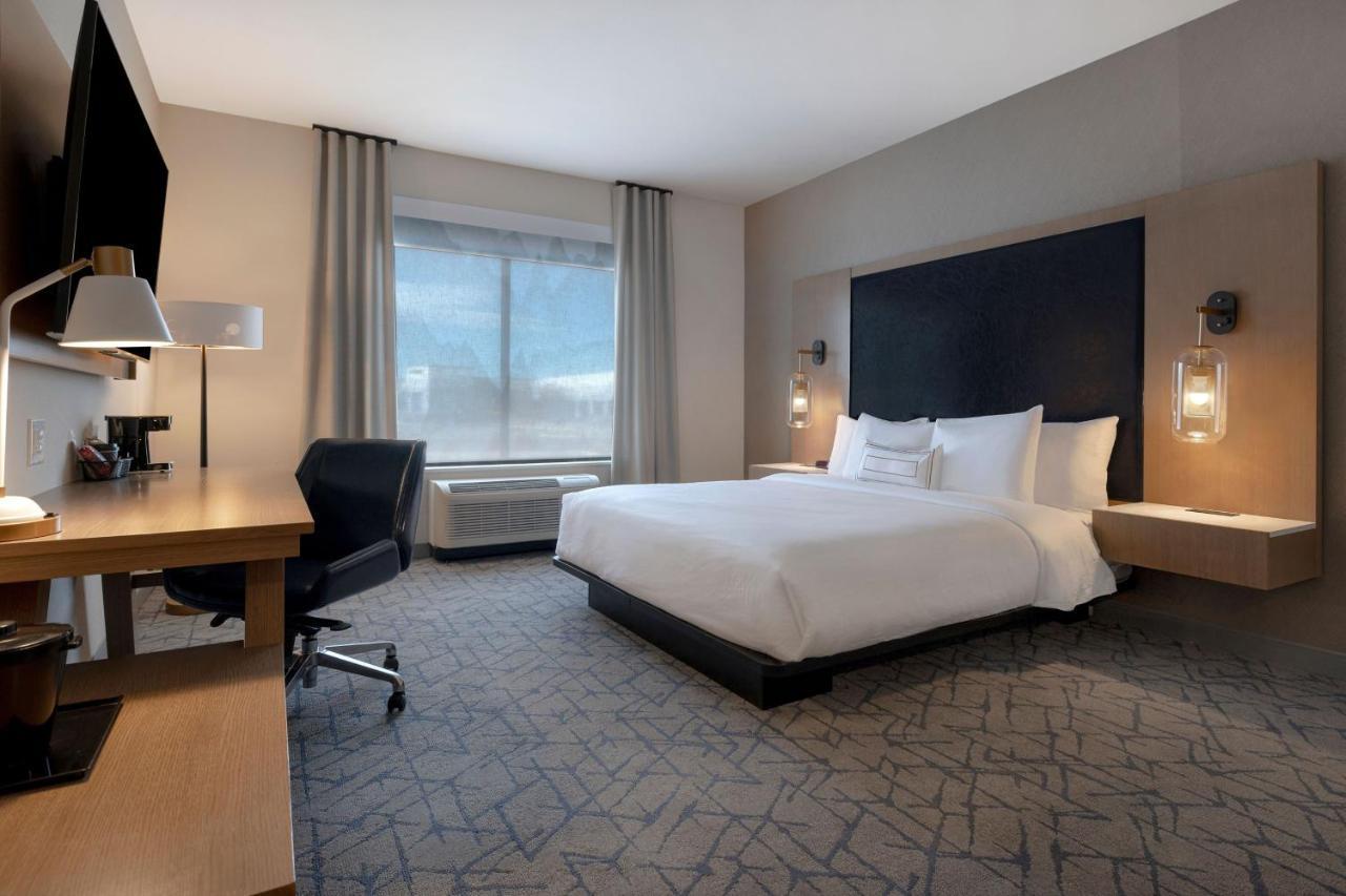 Fairfield By Marriott Inn & Suites Denver Airport At Gateway Park מראה חיצוני תמונה